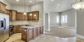 5176 N University Ave 5176 N University Ave Photo Gallery 1