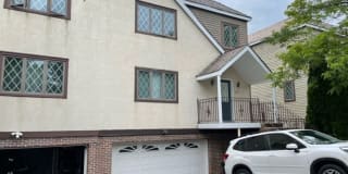 127 Pelhamdale Ave Unit 1 127 Pelhamdale Ave Unit 1 Photo Gallery 1