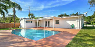 8856 SW 156th Ter 8856 SW 156th Ter Photo Gallery 1