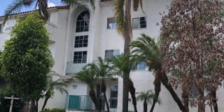 1335 Newport Ave. #204 1335 Newport Ave. #204 Photo Gallery 1