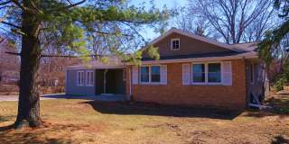3130 Oakwood Rd 3130 Oakwood Rd Photo Gallery 1