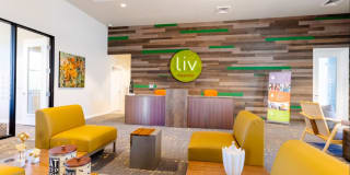 Liv Crossroads Liv Crossroads Photo Gallery 1