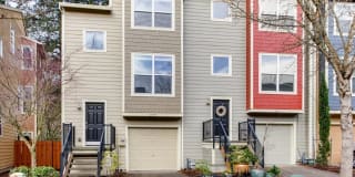 2055 NE Sheffield Ave 2055 NE Sheffield Ave Photo Gallery 1