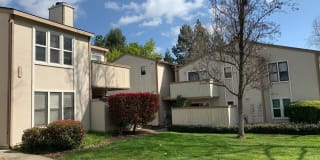 375 Camelback Road, Unit #2 375 Camelback Road, Unit #2 Photo Gallery 1