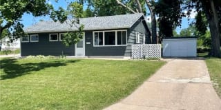 1711 Richmond Rd NE 1711 Richmond Rd NE Photo Gallery 1
