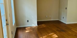 1477 N. Donahue, #3604 1477 N. Donahue, #3604 Photo Gallery 1