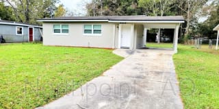 4448 Melvin Cir E 4448 Melvin Cir E Photo Gallery 1