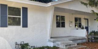 114 Montrose Drive 114 Montrose Drive Photo Gallery 1