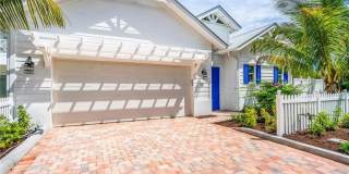 10 Strand Drive 10 Strand Drive Photo Gallery 1