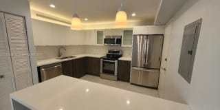 575 Crandon Blvd 575 Crandon Blvd Photo Gallery 1