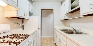 2120 Garfield Ave South 2120 Garfield Ave South Photo Gallery 1