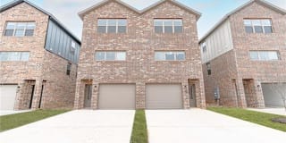 2705 SW Livingston SQ Unit #1 2705 SW Livingston SQ Unit #1 Photo Gallery 1