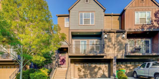 10825 SW Briarwood Pl 10825 SW Briarwood Pl Photo Gallery 1