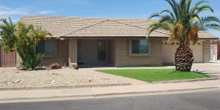 860 N Rogers -- 860 N Rogers -- Photo Gallery 1