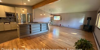 217 E. Manor Ave. 217 E. Manor Ave. Photo Gallery 1