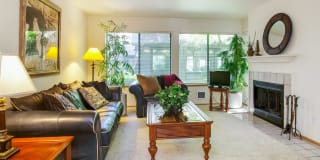 Oswego Pointe Oswego Pointe Photo Gallery 1