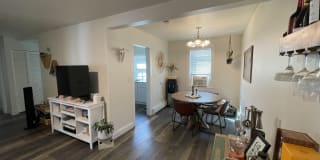 307 NE 7th Avenue 307 NE 7th Avenue Photo Gallery 1