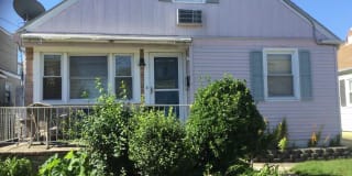 204 N Clarendon Ave 204 N Clarendon Ave Photo Gallery 1