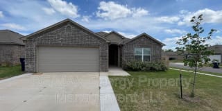 1800 Sloane Dr 1800 Sloane Dr Photo Gallery 1