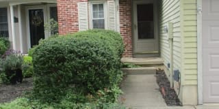 37 SOUTHGATE DR 37 SOUTHGATE DR Photo Gallery 1