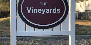 2330 Vineyard Drive N4 2330 Vineyard Drive N4 Photo Gallery 1