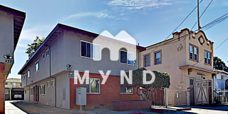 237 N 8th St Apt 4 237 N 8th St Apt 4 Photo Gallery 1