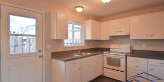 736 SE 13th Avenue - C 736 SE 13th Avenue - C Photo Gallery 1