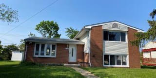 2602 SMITH AVE 2602 SMITH AVE Photo Gallery 1