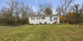 17 FENMORE DR 17 FENMORE DR Photo Gallery 1