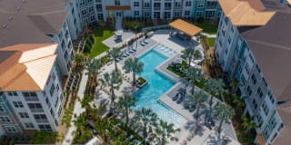 Essex Luxe Apartments Essex Luxe Apartments Photo Gallery 1