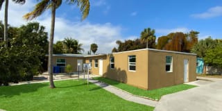 121 S Lake Drive 121 S Lake Drive Photo Gallery 1