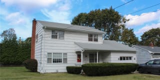 241 Woodlawn Avenue 241 Woodlawn Avenue Photo Gallery 1