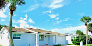 10 Sunset Boulevard 10 Sunset Boulevard Photo Gallery 1
