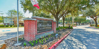 Woodglen Village Apartments Woodglen Village Apartments Photo Gallery 1