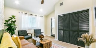 460 STURDIVANT AVE 460 STURDIVANT AVE Photo Gallery 1