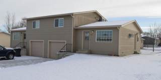 402 Sharron Lane 402 Sharron Lane Photo Gallery 1