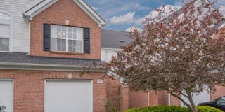 5785 Albany Green 5785 Albany Green Photo Gallery 1