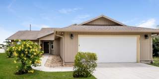 6811 Southeast Raintree Avenue 6811 Southeast Raintree Avenue Photo Gallery 1