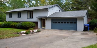 14 East View Drive 14 East View Drive Photo Gallery 1