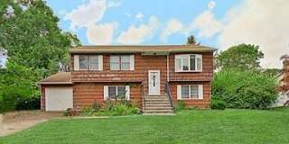 266 Edward Ave Unit 2 266 Edward Ave Unit 2 Photo Gallery 1