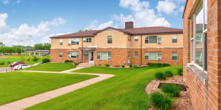Uptown West Apartments Uptown West Apartments Photo Gallery 1