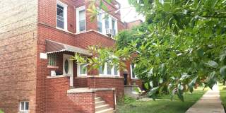 5332 W Newport Avenue 5332 W Newport Avenue Photo Gallery 1