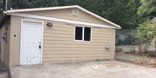 133 Marion Ave N Apt G 133 Marion Ave N Apt G Photo Gallery 1