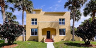 604 Beach Ct 604 Beach Ct Photo Gallery 1