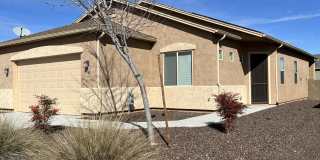 5765 N Thornberry Drive 5765 N Thornberry Drive Photo Gallery 1