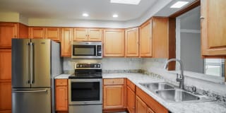 246 Amity Rd 246 Amity Rd Photo Gallery 1