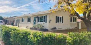 1309 S Tulip St 1309 S Tulip St Photo Gallery 1
