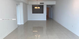 3330 NE 190th St Apt 1918 3330 NE 190th St Apt 1918 Photo Gallery 1
