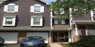 6 HALSTEAD PLACE 6 HALSTEAD PLACE Photo Gallery 1