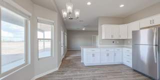 8284 W McCartney Road 8284 W McCartney Road Photo Gallery 1